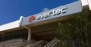 Evertec adquire Dimensa por R$ 950 milhões em aquisição estratégica no Brasil
