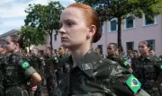 Exército Brasileiro incorpora mulheres como recrutas pela primeira vez na história