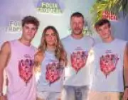 Fernanda Lima e Rodrigo Hilbert levam filhos gêmeos ao Desfile das Campeãs no Carnaval