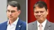 Flávio Bolsonaro supera Tarcísio em potencial eleitoral, aponta análise da AtlasIntel