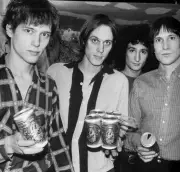 Fred Smith, baixista da banda Television, morre aos 77 anos