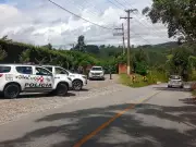 Grupo armado invade propriedade rural em Guararema e foge para mata; polícia faz operação com helicópteros