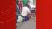 Homem esfaqueia ex-namorada em terminal de ônibus de Manaus e é detido por testemunhas