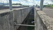 Homem morre arremessado de viaduto no RS ao parar para fechar capô do carro