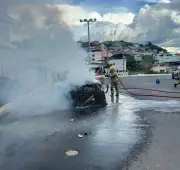 Homem sofre queimaduras graves após explosão de botijão de gás em carro em Ubá