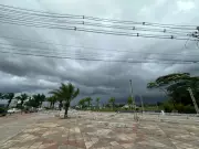 Inmet emite alerta amarelo para chuvas intensas e ventania em todo o Acre