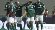 Jhon Arias chega ao Palmeiras como titular absoluto após custar R$ 154 milhões