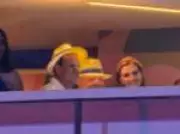 Lula acompanha desfile em camarote da Prefeitura do Rio com menu sofisticado