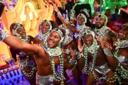 Mocidade Alegre homenageia Léa Garcia no Carnaval 2026 com enredo sobre protagonismo negro