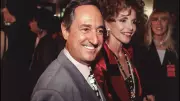 Morre aos 86 anos Neil Sedaka, lenda da música pop americana e compositor de sucessos