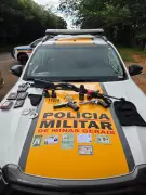 Motorista preso com armas e documentos falsos após fuga em Montes Claros