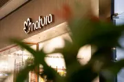 Natura conclui venda da Avon na Rússia por R$ 166 milhões e reforça foco na América Latina
