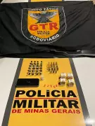 Ônibus com rebite, cocaína e hormônios apreendido em operação Pré-Carnaval em MG