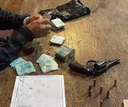 Operação Sinal Cortado apreende armas, dinheiro e celulares em fachada de facção em Cuiabá