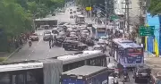 Perseguição policial em São Paulo deixa um morto e quatro baleados na Faria Lima