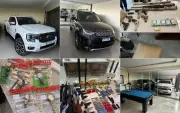PF apreende carros de luxo, joias e armas em operação contra desvio milionário do SUS