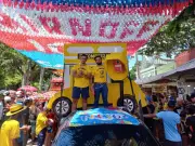 Pitombeira homenageia 'O Agente Secreto' e leva torcida pelo Oscar às ladeiras de Olinda