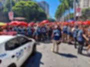 Prefeitura do Rio apreende mais de 2 mil garrafas de vidro em blocos de Carnaval