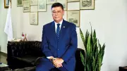 Presidente da CPMI do INSS afirma que insistirá em depoimentos de Lulinha e Frei Chico