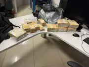 PRF apreende R$ 350 mil em dinheiro com passageiro de ônibus na Via Dutra em Barra Mansa