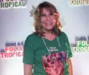 Renata Sorrah Celebra 79 Anos no Desfile das Campeãs da Sapucaí