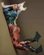 Sabrina Sato inicia Carnaval com look de alta-costura da Schiaparelli e corpo tatuado