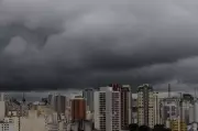 Semana chuvosa em boa parte do Brasil: frente fria no Sul traz risco de temporais
