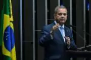 Senador Marinho denuncia desfile da Acadêmicos de Niterói como palanque eleitoral de Lula