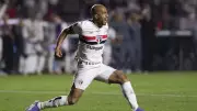 São Paulo negocia renovação de Lucas Moura e mantém otimismo com permanência do ídolo