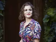 Sole Otero: HQ 'Naftalina' entrelaça crise argentina de 2001 com saga de imigração italiana