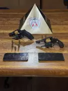 Suspeito mata homem à luz do dia e morre em confronto com PM em Martinho Campos