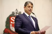 Tarcísio define prioridades para 2026 em SP com projetos polêmicos de educação e saneamento