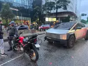 Vídeo inédito revela visão do motorista em acidente fatal de Tesla Cybertruck com moto em SP