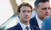 Zuckerberg nega responsabilidade da Meta em julgamento sobre vício de jovens em redes sociais