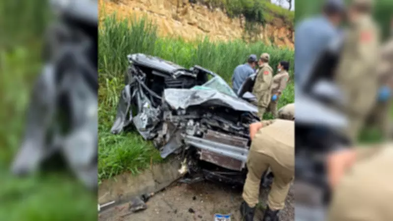 Acidente entre carro e caminhão deixa uma pessoa ferida na SP-129 em Boituva