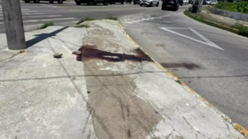 Acidente fatal em Fortaleza: motociclista e passageiro morrem após colisão com poste