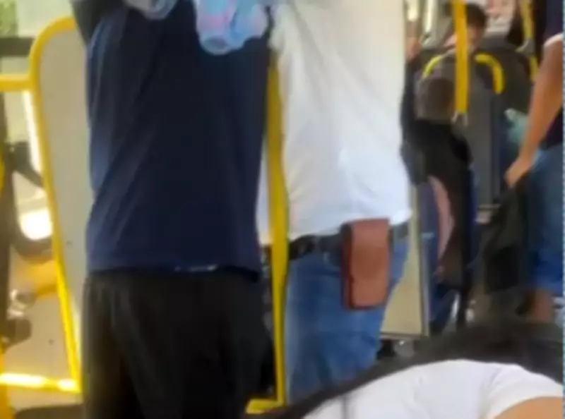 Adolescente sofre agressão com fratura em ônibus escolar de Matão; família suspeita de homofobia