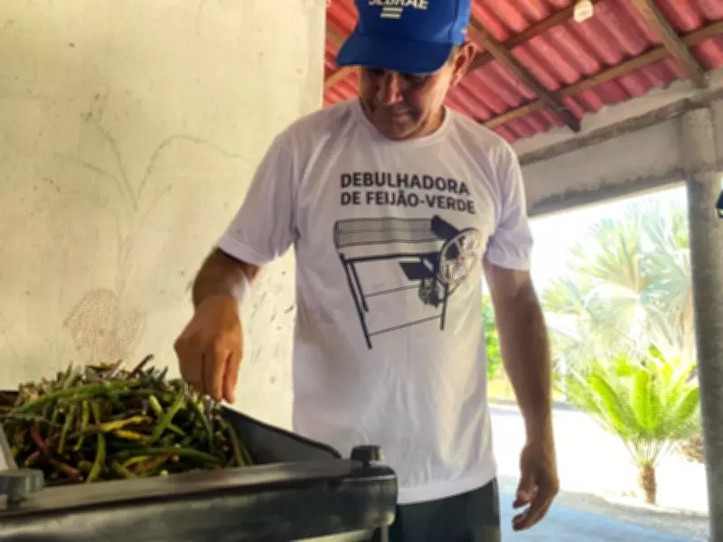 Agricultor de Roraima cria máquina que debulha feijão e vence prêmio nacional de inovação
