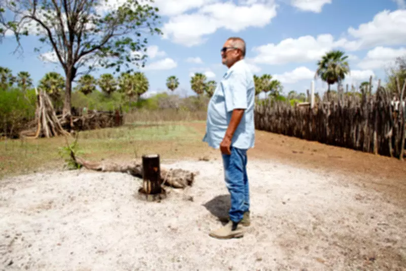 Agricultor do Ceará encontra possível petróleo ao buscar água e fica com dívida de R$ 15 mil