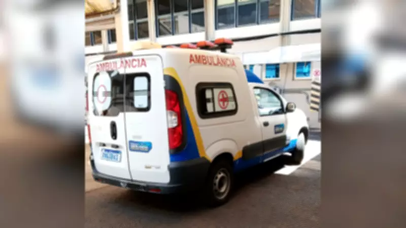 Ambulância da Prefeitura de Uberlândia é roubada por homem armado na UAI São Jorge