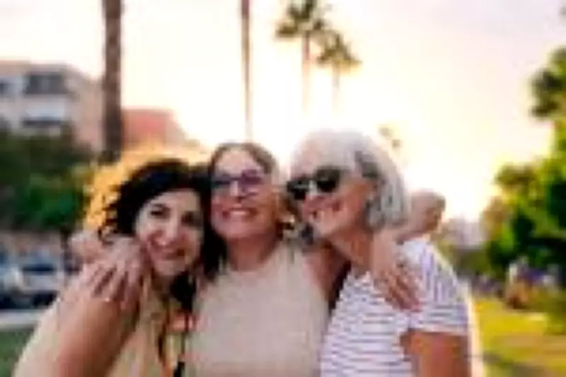 Amizades femininas reduzem estresse através da oxitocina, revelam estudos científicos