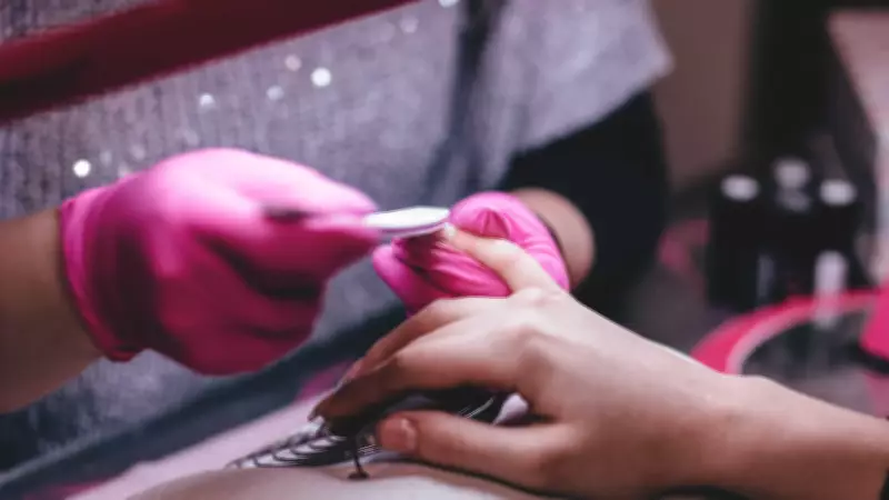 Anvisa ordena recolhimento de esmaltes em gel da Impala por substância proibida