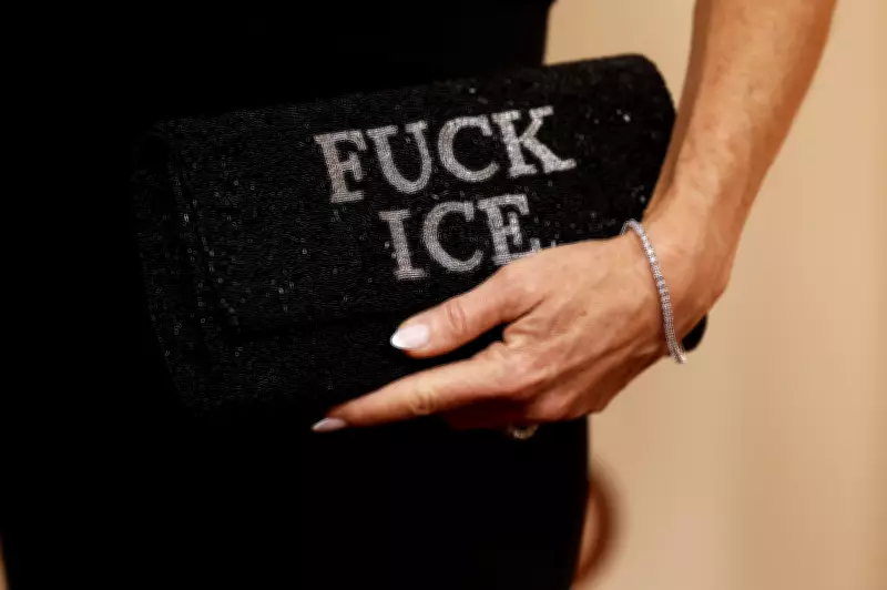 Artistas protestam contra Trump e guerra em Gaza com broches no Oscar 2026