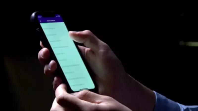 Assaltante é agredido por populares após roubar celular de mulher em Montes Claros
