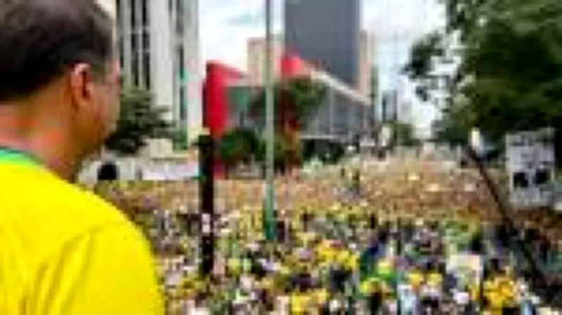 Ato bolsonarista na Paulista afasta perspectiva de prisão domiciliar para Bolsonaro