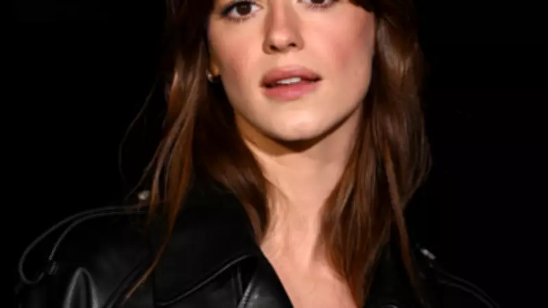 Atriz Daisy Edgar-Jones revela diagnóstico de endometriose e compartilha sua jornada de saúde