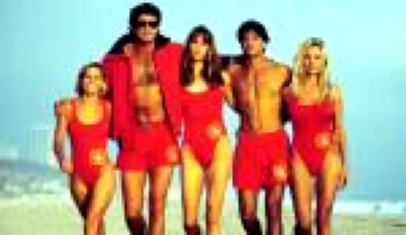 Atriz de 'Baywatch' é presa após libertar cães em protesto contra criadouro nos EUA