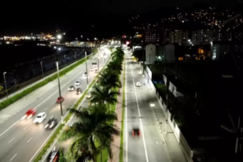 Avenida Martins Fontes em Santos terá trânsito alterado por 60 dias devido a obra da Sabesp