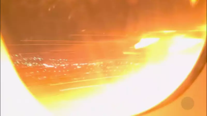 Avião da Delta tem motor explodido em decolagem em Guarulhos; moradores gravam cenas de pânico