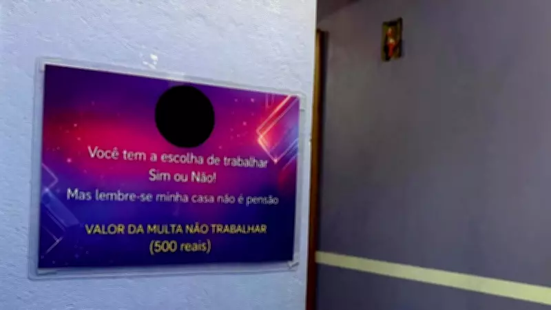 Balada em SC tinha placa com multa para quem não trabalhasse, diz PF sobre tráfico de mulheres